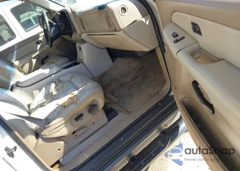 2002 Chevrolet Suburban 1500 Z71 from USA, damaged, VIN 3GNFK16ZX2G214354